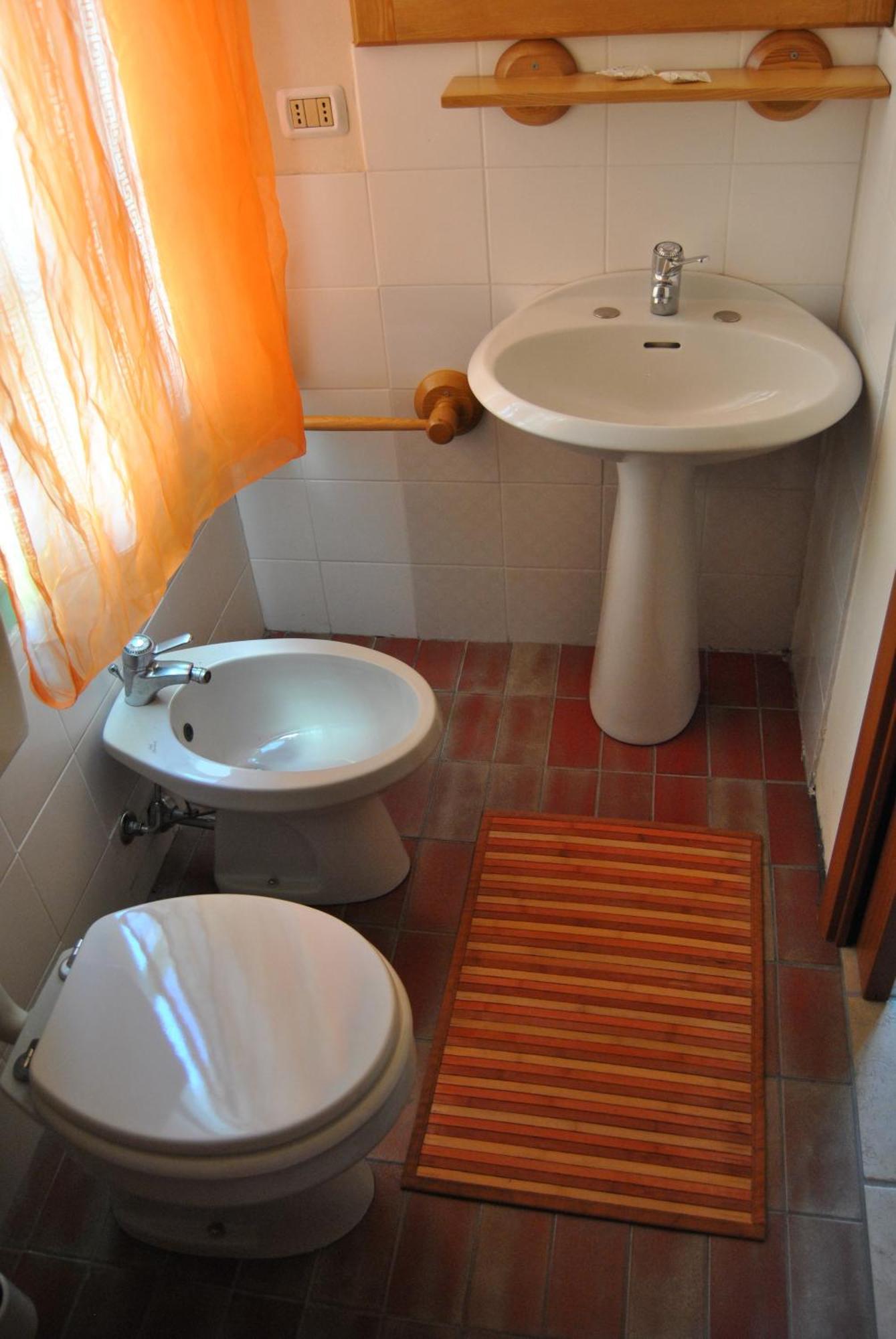 B&B Il Pettirosso Malonno Szoba fotó