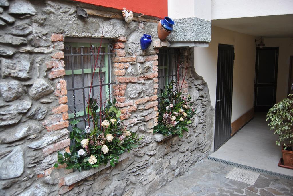 B&B Il Pettirosso Malonno Kültér fotó